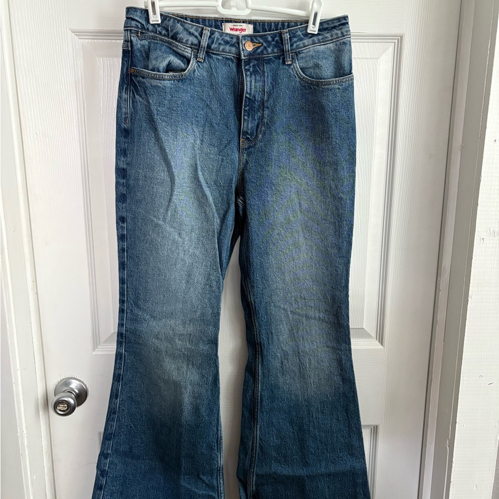 Wrangler Women's High Rise Flare Jeans